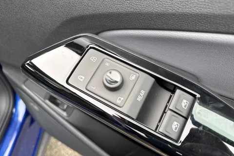 DA25BRZ Volkswagen ID.5 128kW Max Pro 77kWh 5dr Auto | Heat Pump | Rear View Camera | Heated Seats Thumbnail #21