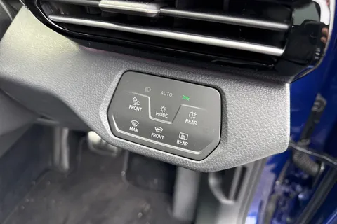 DA25BRZ Volkswagen ID.5 128kW Max Pro 77kWh 5dr Auto | Heat Pump | Rear View Camera | Heated Seats Thumbnail #33