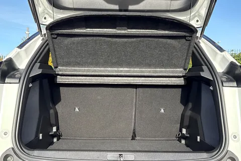 7 of 65 for PEUGEOT 2008 Active Premium Ptech 1.2 PureTech Active Premium Euro 6 (s/s) 5dr