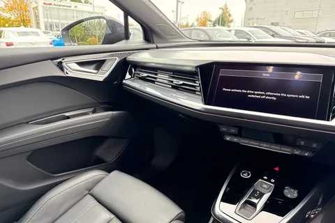 20 of 61 for Audi Q4 e-tron Q4 Sportback S line 45 e-tron 210,00 kW