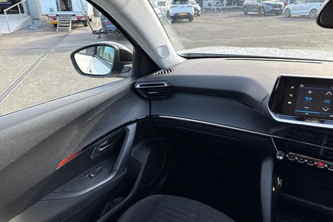 20 of 65 for PEUGEOT 2008 Active Premium Ptech 1.2 PureTech Active Premium Euro 6 (s/s) 5dr