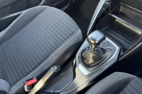 23 of 65 for PEUGEOT 2008 Active Premium Ptech 1.2 PureTech Active Premium Euro 6 (s/s) 5dr