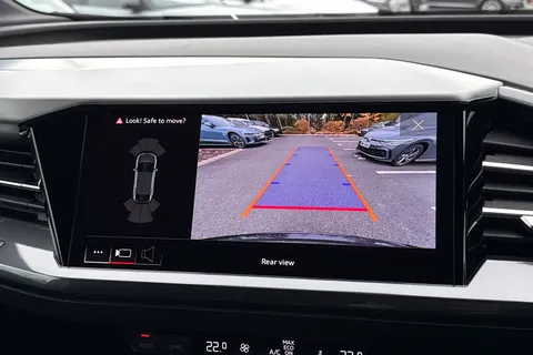 35 of 61 for Audi Q4 e-tron Q4 Sportback S line 45 e-tron 210,00 kW