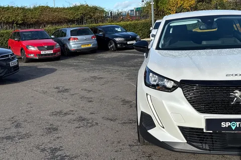 25 of 65 for PEUGEOT 2008 Active Premium Ptech 1.2 PureTech Active Premium Euro 6 (s/s) 5dr