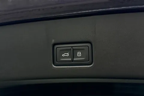 44 of 61 for Audi Q4 e-tron Q4 Sportback S line 45 e-tron 210,00 kW