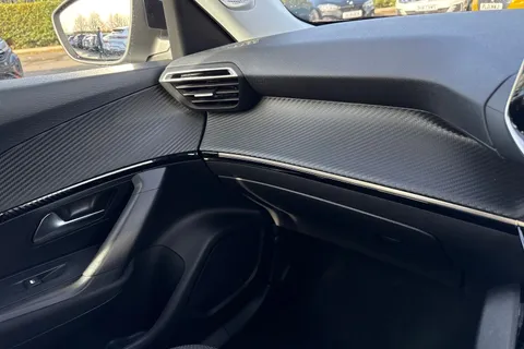 57 of 65 for PEUGEOT 2008 Active Premium Ptech 1.2 PureTech Active Premium Euro 6 (s/s) 5dr