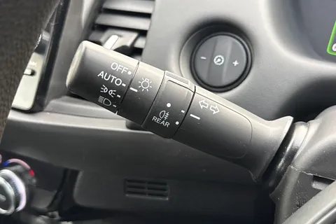 37 of 47 for HONDA JAZZ 1.5 i-MMD Hybrid SR 5dr eCVT