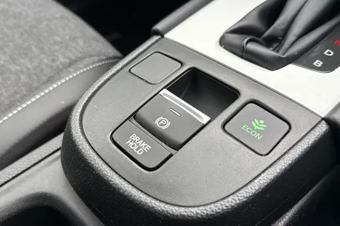 41 of 47 for HONDA JAZZ 1.5 i-MMD Hybrid SR 5dr eCVT