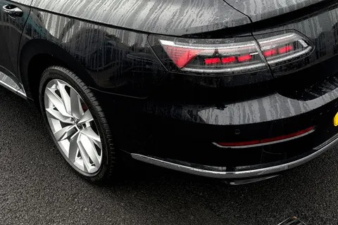 FG71NUJ Volkswagen Arteon Arteon Shooting Brake Elegance 2.0 TDI 150PS 7-Speed DSG 5 Door Thumbnail #8