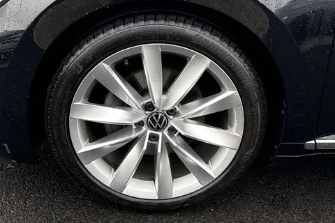 FG71NUJ Volkswagen Arteon Arteon Shooting Brake Elegance 2.0 TDI 150PS 7-Speed DSG 5 Door Thumbnail #10