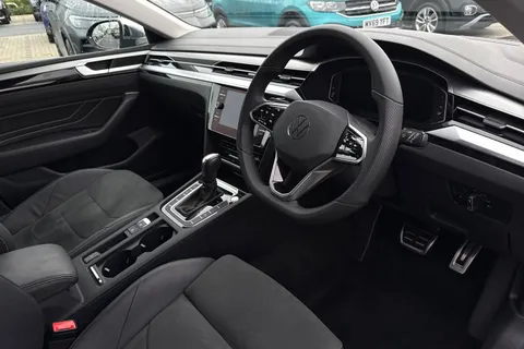 14 of 43 for VOLKSWAGEN ARTEON ELEGANCE TDI S-A