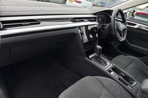 15 of 43 for VOLKSWAGEN ARTEON ELEGANCE TDI S-A