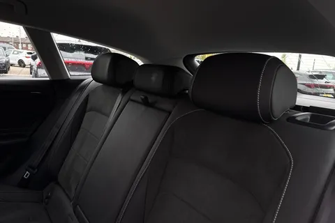 19 of 43 for VOLKSWAGEN ARTEON ELEGANCE TDI S-A