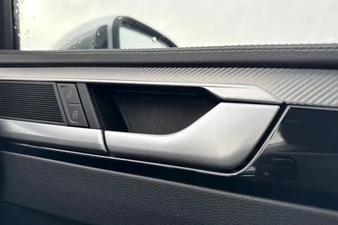 21 of 43 for VOLKSWAGEN ARTEON ELEGANCE TDI S-A