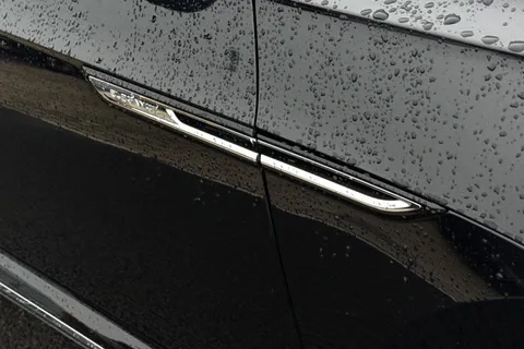 28 of 43 for VOLKSWAGEN ARTEON ELEGANCE TDI S-A