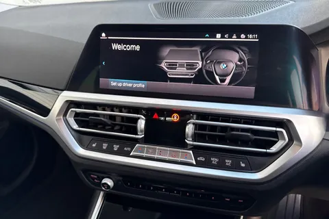 OE21AKK BMW 3 Series 2.0 330e 12kWh Sport Pro Touring Auto Euro 6 (s/s) 5dr Thumbnail #33