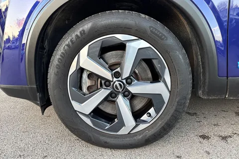 PJ23UYV Nissan Qashqai 1.5 h e-POWER N-Connecta Auto Euro 6 (s/s) 5dr Thumbnail #11