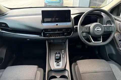 PJ23UYV Nissan Qashqai 1.5 h e-POWER N-Connecta Auto Euro 6 (s/s) 5dr Thumbnail #33