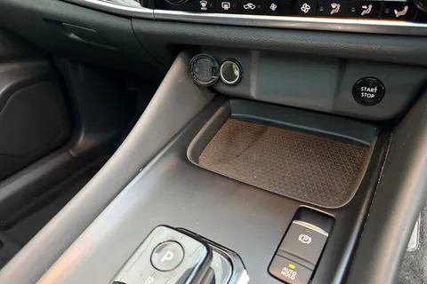 PJ23UYV Nissan Qashqai 1.5 h e-POWER N-Connecta Auto Euro 6 (s/s) 5dr Thumbnail #53