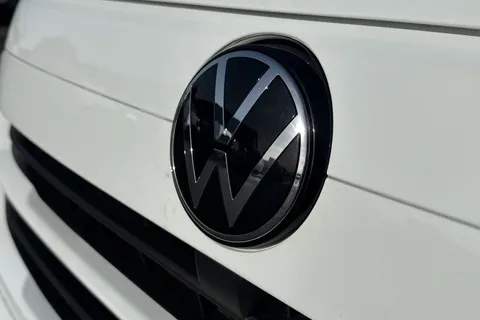 DG25EYP Volkswagen Transporter 2.0 TDI 110 Commerce Plus Van Thumbnail #30