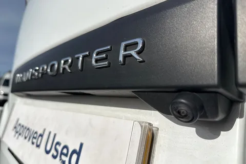 DG25EYP Volkswagen Transporter 2.0 TDI 110 Commerce Plus Van Thumbnail #32