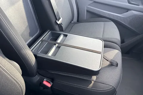 DG25EYP Volkswagen Transporter 2.0 TDI 110 Commerce Plus Van Thumbnail #35