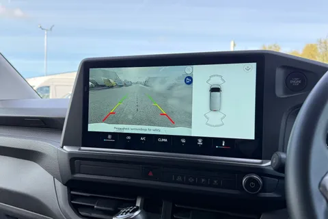 DG25EYP Volkswagen Transporter 2.0 TDI 110 Commerce Plus Van Thumbnail #48