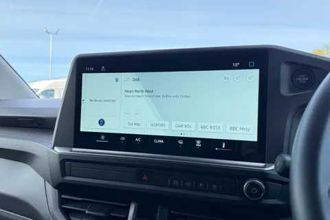 DG25EYP Volkswagen Transporter 2.0 TDI 110 Commerce Plus Van Thumbnail #49