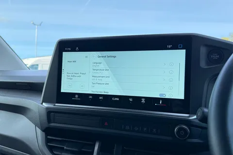 DG25EYP Volkswagen Transporter 2.0 TDI 110 Commerce Plus Van Thumbnail #57