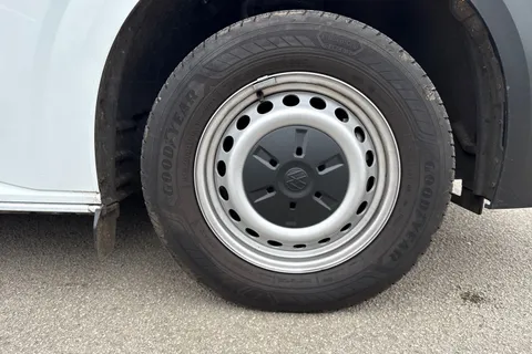 CX25LYK Volkswagen Transporter 2.0 TDI 110 Commerce Plus Van Thumbnail #8