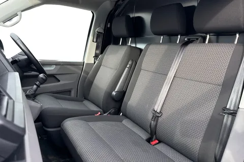 CX24NZR Volkswagen Transporter 2.0 TDI 110 Highline Van Thumbnail #11