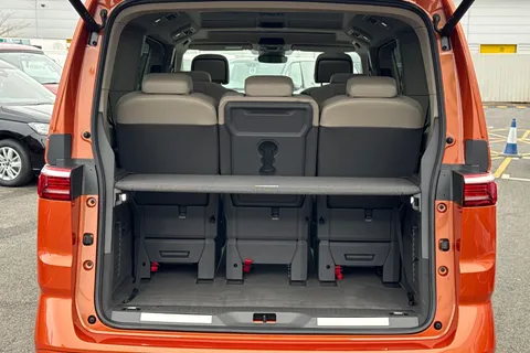 DG25ACU Volkswagen Multivan LWB 2.0 TDI 150PS Style DSG 7 Seats/Panoramic Sunroof Thumbnail #6