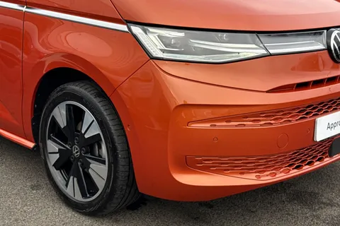 DG25ACU Volkswagen Multivan LWB 2.0 TDI 150PS Style DSG 7 Seats/Panoramic Sunroof Thumbnail #8