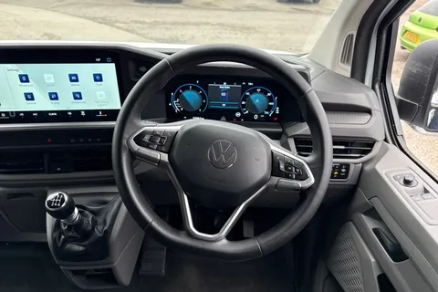 CX25LYK Volkswagen Transporter 2.0 TDI 110 Commerce Plus Van Thumbnail #14