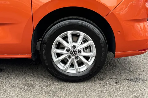 11 of 59 for Volkswagen Multivan SWB 2.0 TDI Life 5dr DSG 7 Seats