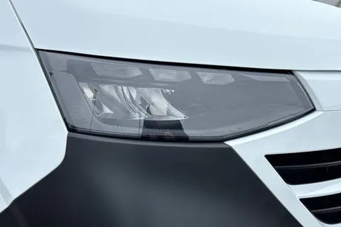 CX25LXY Volkswagen Transporter 2.0 TDI 110 Commerce Plus Van Thumbnail #18