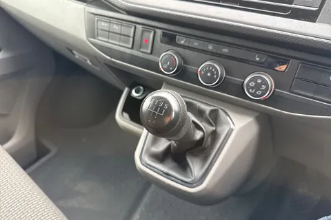 CX24NZR Volkswagen Transporter 2.0 TDI 110 Highline Van Thumbnail #20