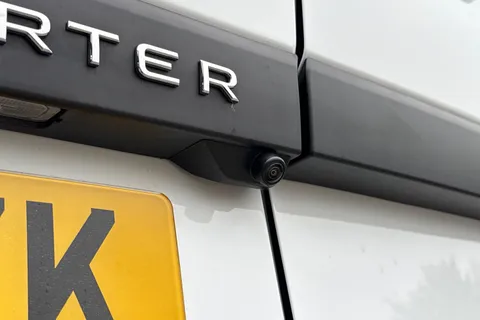 CX25LYK Volkswagen Transporter 2.0 TDI 110 Commerce Plus Van Thumbnail #27