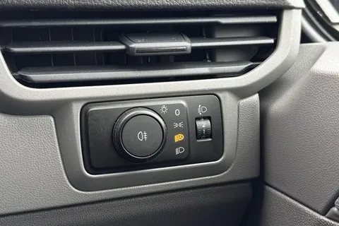 CX25LXY Volkswagen Transporter 2.0 TDI 110 Commerce Plus Van Thumbnail #34