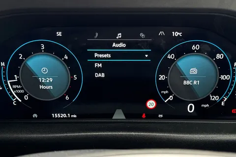 CX25LXY Volkswagen Transporter 2.0 TDI 110 Commerce Plus Van Thumbnail #45