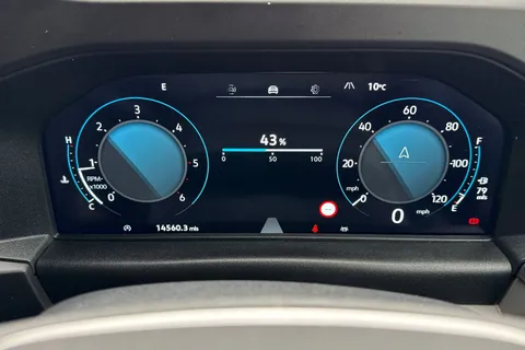 CX25LYK Volkswagen Transporter 2.0 TDI 110 Commerce Plus Van Thumbnail #43