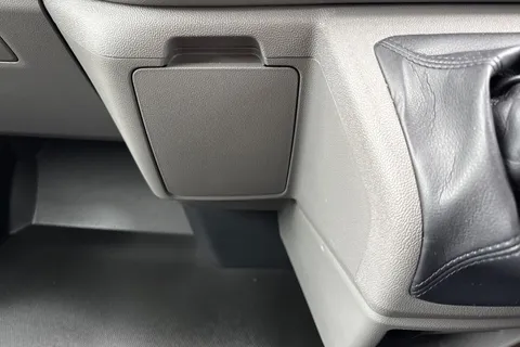 CX25LXY Volkswagen Transporter 2.0 TDI 110 Commerce Plus Van Thumbnail #52