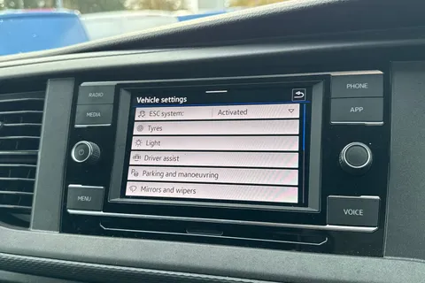 CX24NZR Volkswagen Transporter 2.0 TDI 110 Highline Van Thumbnail #48