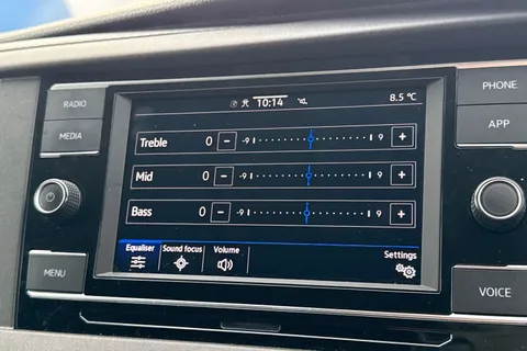 CX24NZR Volkswagen Transporter 2.0 TDI 110 Highline Van Thumbnail #49