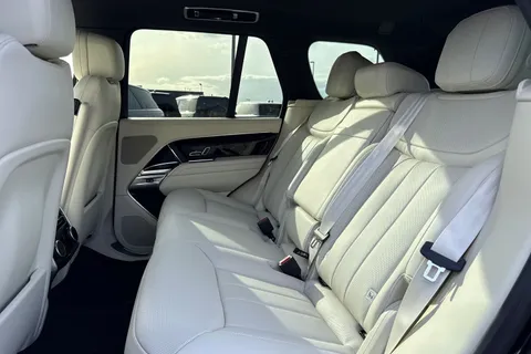 Land Rover Range Rover 3.0 P460e 38.2kWh Edition Auto 4WD Euro 6 (s/s) 5dr Thumbnail #14