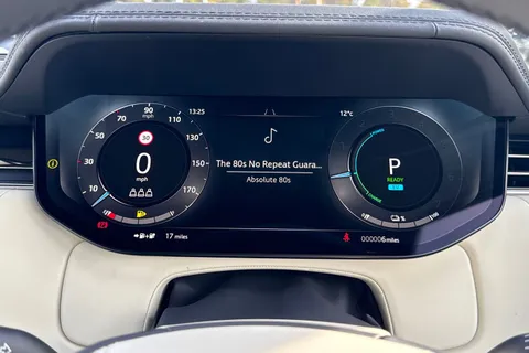 Land Rover Range Rover 3.0 P460e 38.2kWh Edition Auto 4WD Euro 6 (s/s) 5dr Thumbnail #16