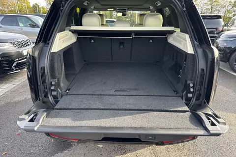 Land Rover Range Rover 3.0 P460e 38.2kWh Edition Auto 4WD Euro 6 (s/s) 5dr Thumbnail #25