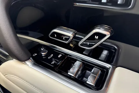 Land Rover Range Rover 3.0 P460e 38.2kWh Edition Auto 4WD Euro 6 (s/s) 5dr Thumbnail #36