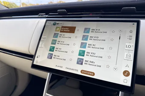 Land Rover Range Rover 3.0 P460e 38.2kWh Edition Auto 4WD Euro 6 (s/s) 5dr Thumbnail #39