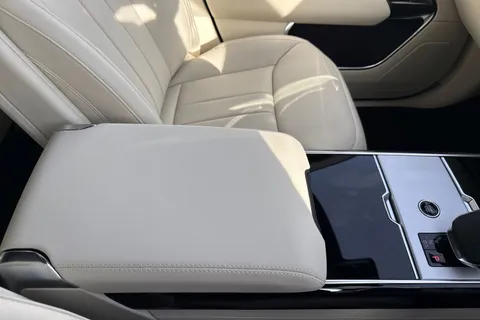 Land Rover Range Rover 3.0 P460e 38.2kWh Edition Auto 4WD Euro 6 (s/s) 5dr Thumbnail #54